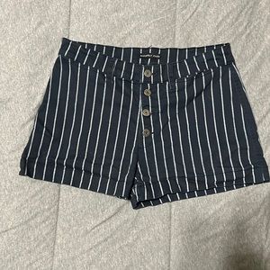 Sincerely Jules Shorts